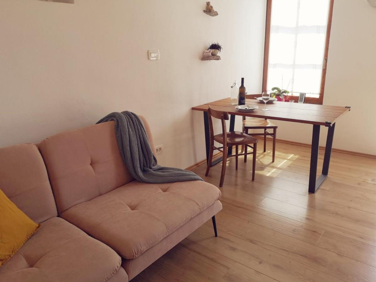 Apartma Kras Komen Extérieur photo